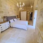 With Large Pool And Garden In Gozo Villa Għarb