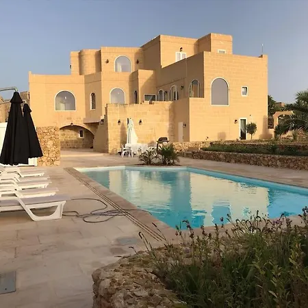With Large Pool And Garden In Gozo