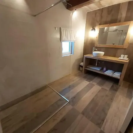 Villa With Large Pool And Garden In Gozo