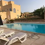 With Large Pool And Garden In Gozo 빌라