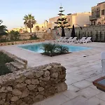 With Large Pool And Garden In Gozo * 가르브