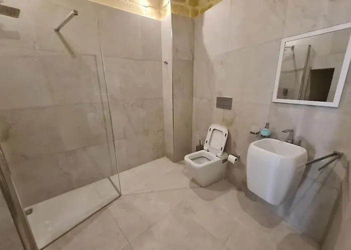 With Large Pool And Garden In Gozo Villa Għarb