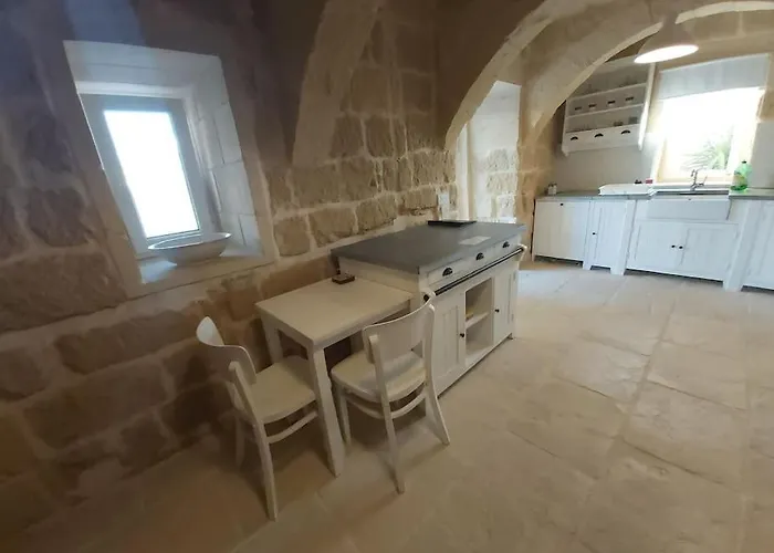 With Large Pool And Garden In Gozo Vilă *